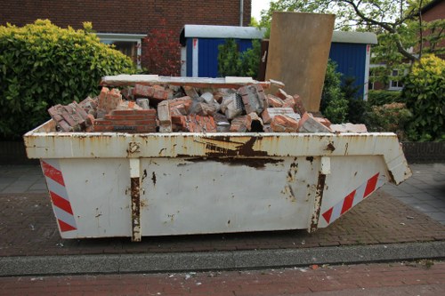 Skip bin placed on Maida Vale street