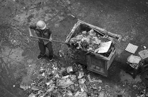 Skip placed in a Maida Vale street